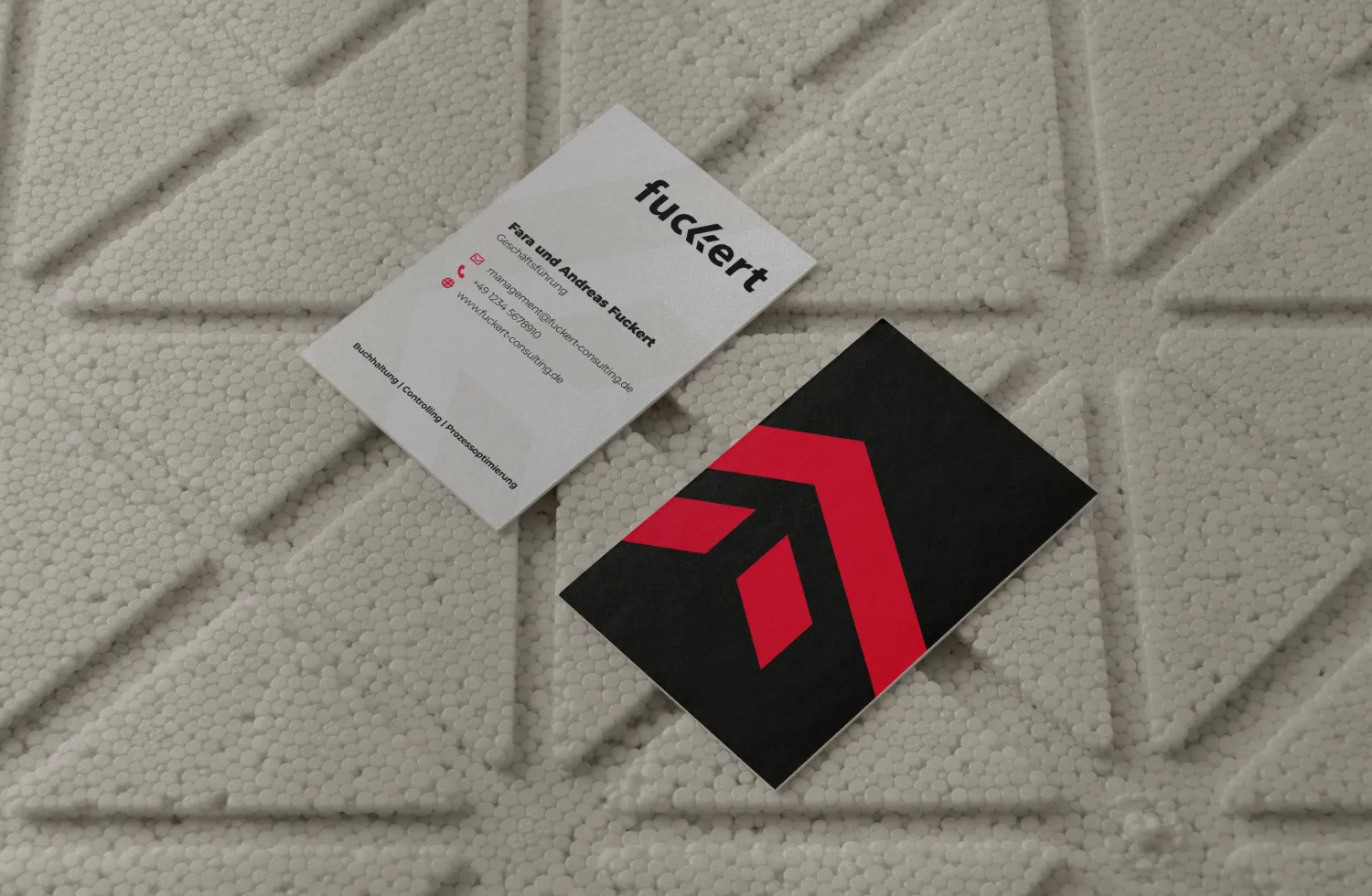 Brand-Design für Fuckert Consulting, Darstellung einer Visitenkarten